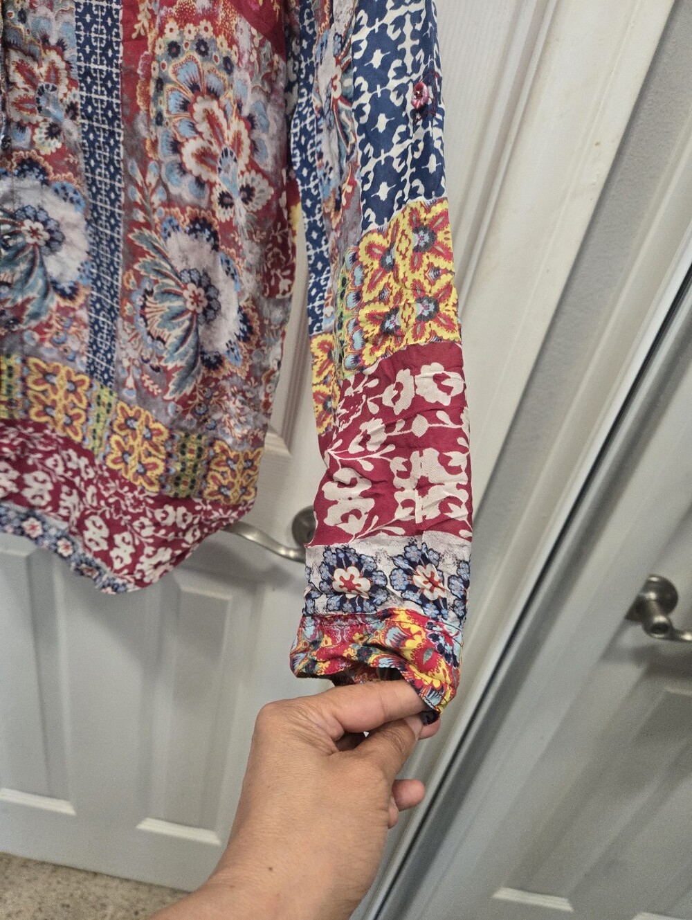 Johnny Was Red Multicolor Boho Floral Patchwork Blouse Size L - Picture 2 of 9